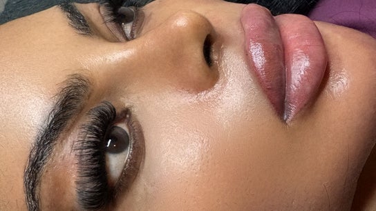 Luscious Lashes