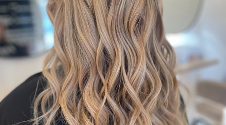 Wavy blonde hairstyle crafted at HOUSE OF BLONDE, Drouin, Victoria, AU salon.