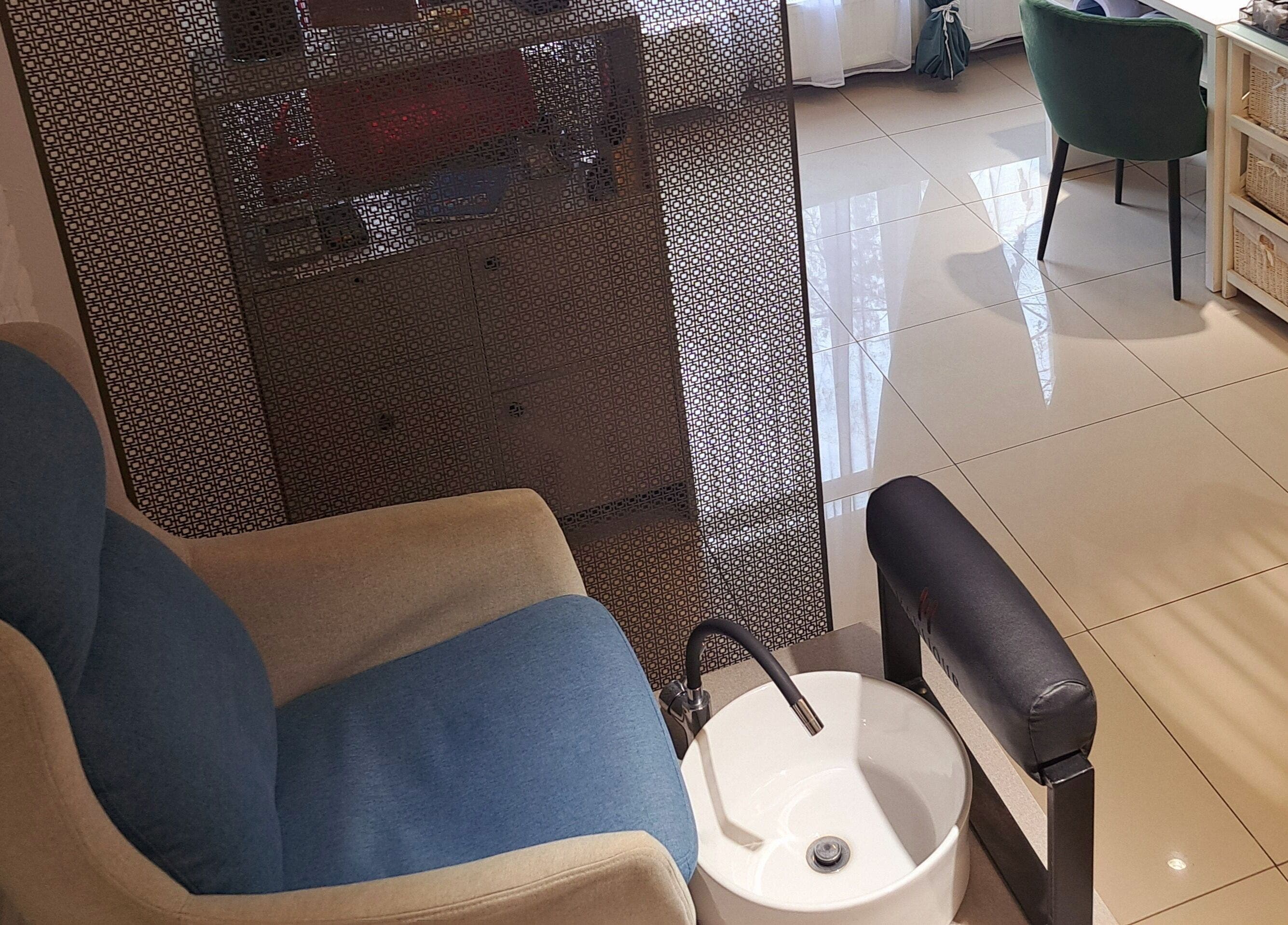 Scaun de relaxare la Beauty.Que, Iași, Județul Iași, RO, potrivit pentru tratamente spa.