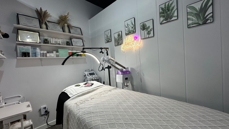 Glowing Beauty Spa image 1