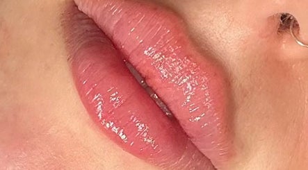 EBL Aesthetics Clinic image 3