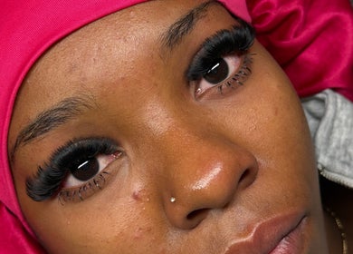 Close-up of voluminous eyelash extensions at Maisondelinds ~ Coventry, Coventry, England, GB.