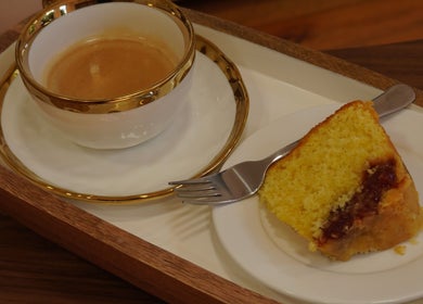 Coffee and cake at Sandra Faria Beauty, Hudson, Massachusetts, US, offer relaxation with elegance.
