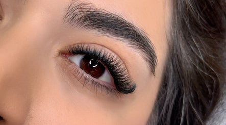 MAHSEL LASH, bild 3