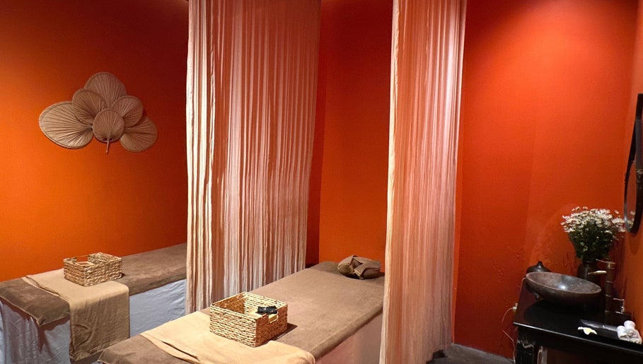 Relaxation beds at Tê Spa in Đà Nẵng, Đà Nẵng, VN, showcasing calm decor and elegant ambiance.