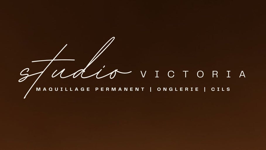 Logo élégant de Studio Victoria à Crolles, Auvergne-Rhône-Alpes, FR. Spécialisation en maquillage permanent.