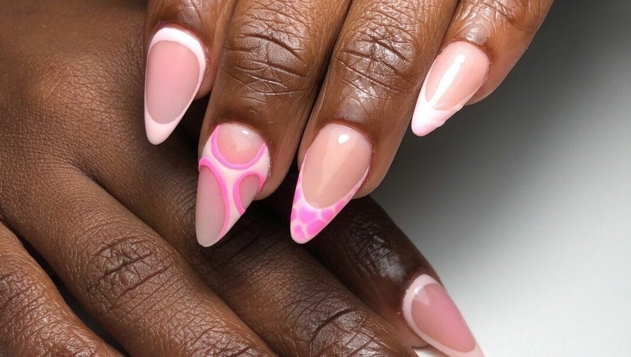 HeDoesNails image 1