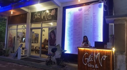 Front view of Gili Mo Beauty Spa & Hair Salon, Nusa Tenggara Barat, ID, warmly lit exterior at night.