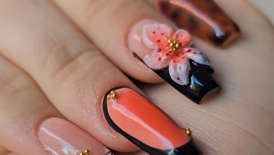 hình ảnh 1 của Oh my nails