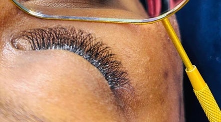 Tasha’s lashes beauty spa image 2