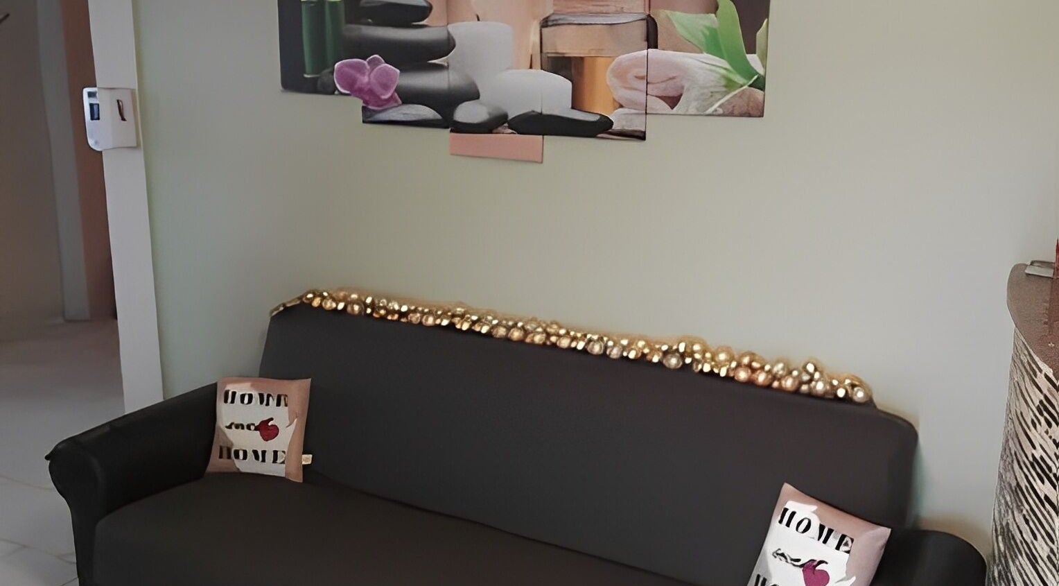 Relaxing lounge area at Driftwood Spa West End, Tortola, British Virgin Island, Tortola, VG.