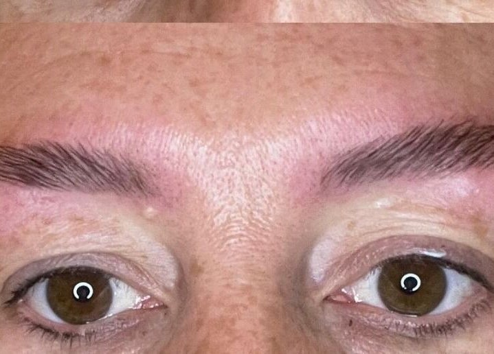 Perfectly shaped eyebrows at Wax Worx by Carly, Rushden, England, GB after a detailed treatment.