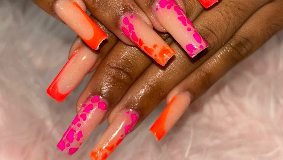 PrettyNailsbyMau image 1