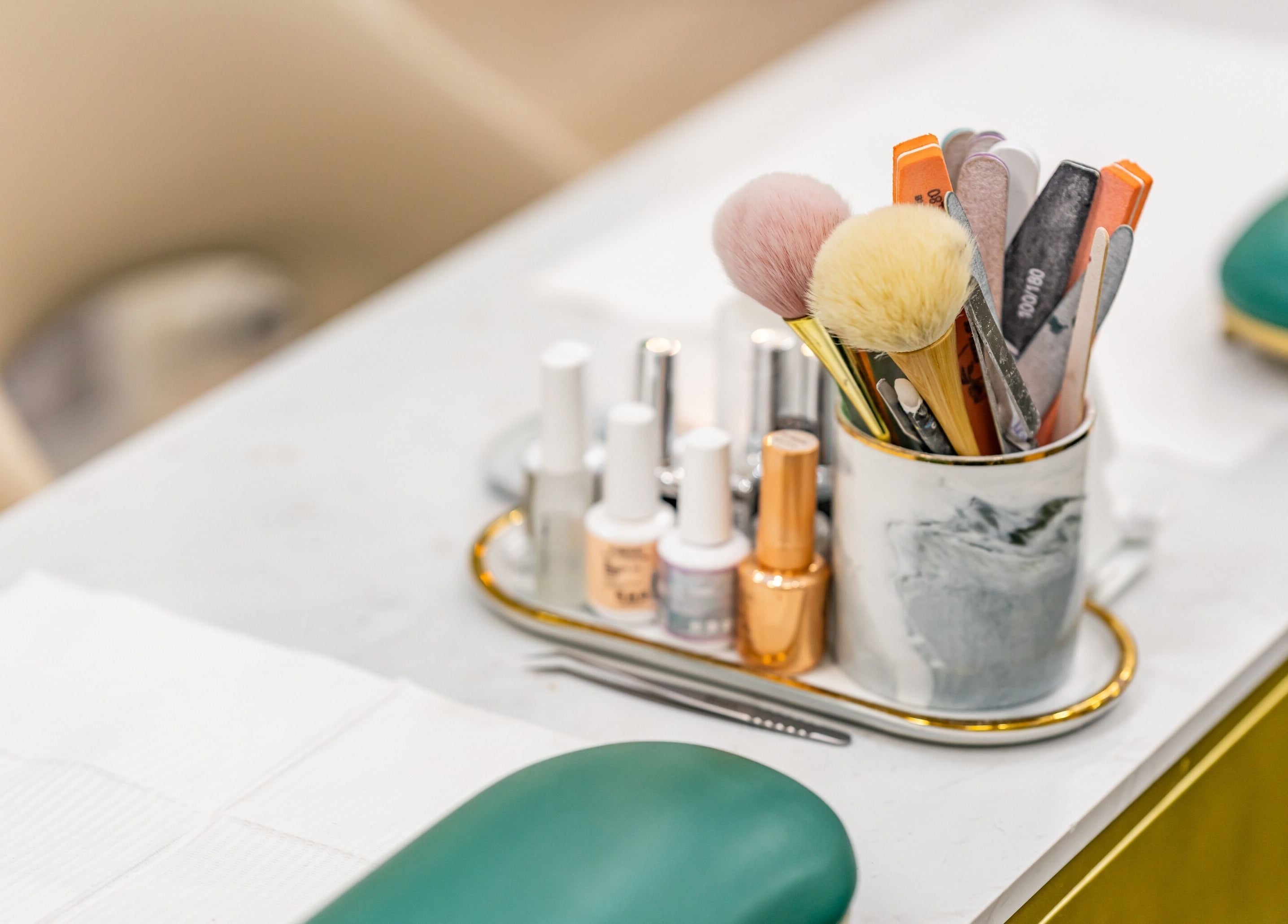 Supretty美学馆 beauty tools on display in Haymarket, New South Wales, AU.