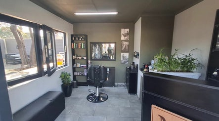 Meneer Barbershop image 2