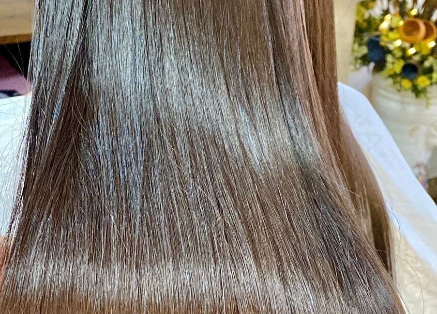 Cabello liso y brillante en Studio De Belleza Virginia Falcao, Cambrils, Catalunya, ES.