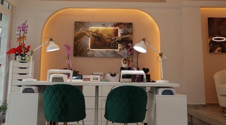Σύγχρονος χώρος ομορφιάς στο Sophistique Beauty Bar, Κιλκίς, GR.