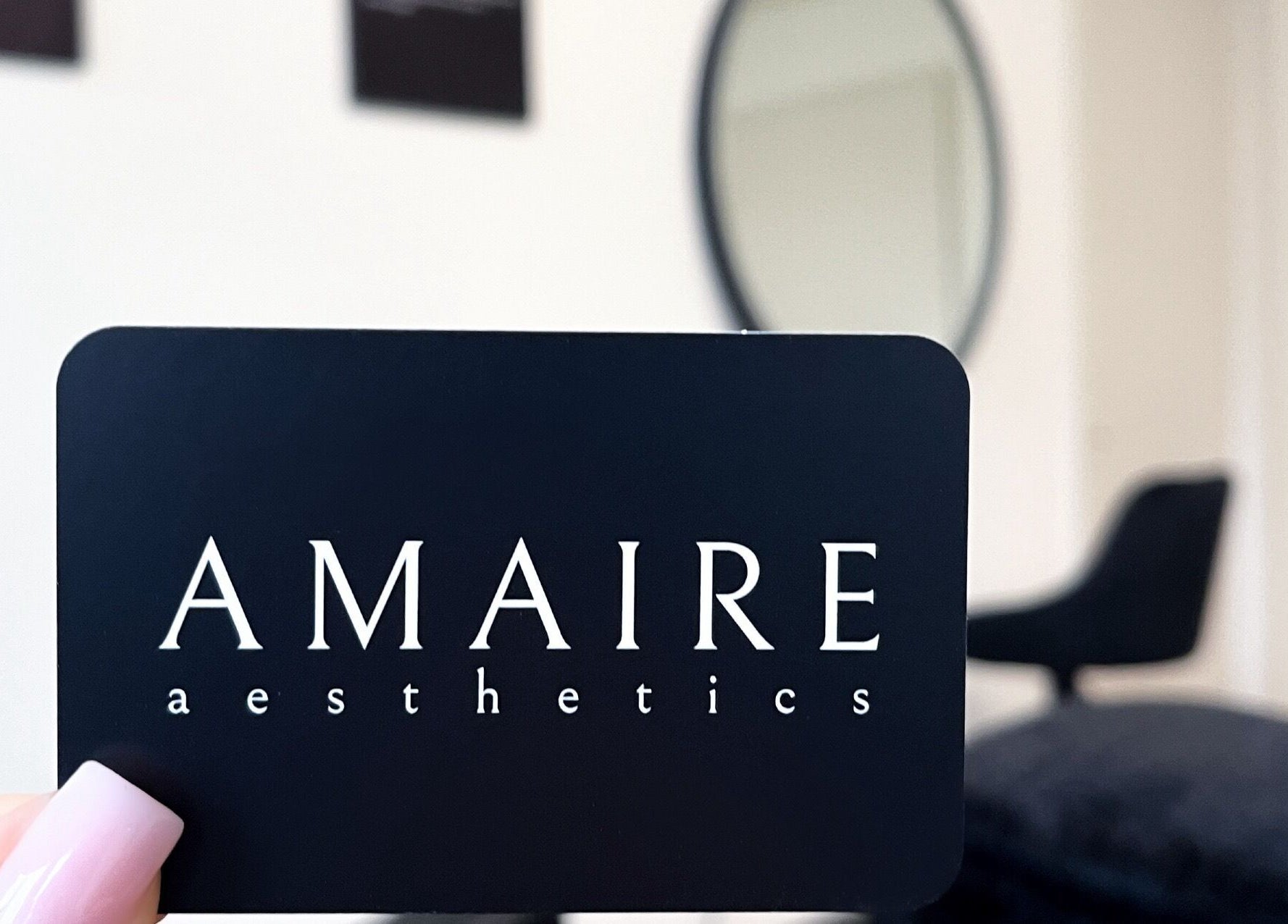 Visitenkarte von Amaire Aesthetics GmbH im stilvollen Raum in Zürich, Zürich, CH.