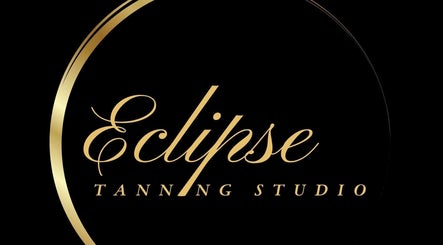 Luxury logo of Eclipse Tanning Studio in Launceston, Cornwall, GB with gold accents.