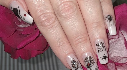 Munette Nails and Beauty billede 3