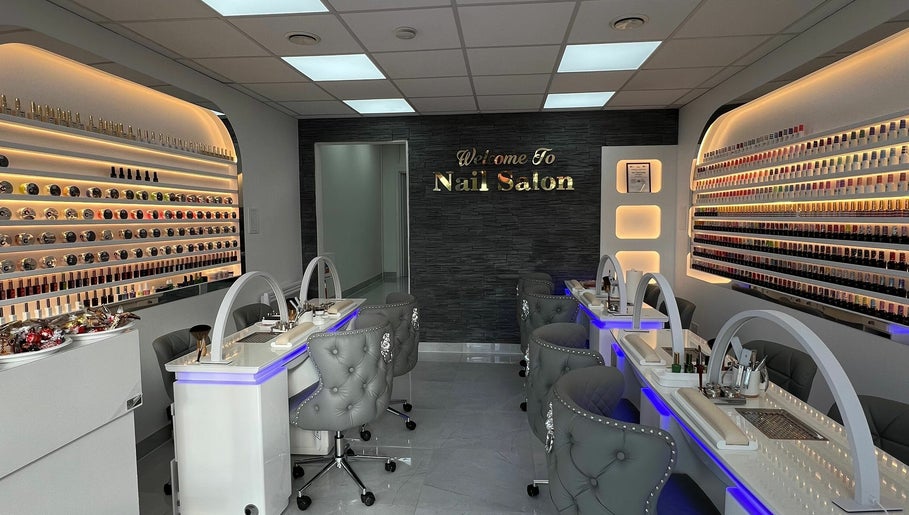 West Bromwich Nail salon image 1