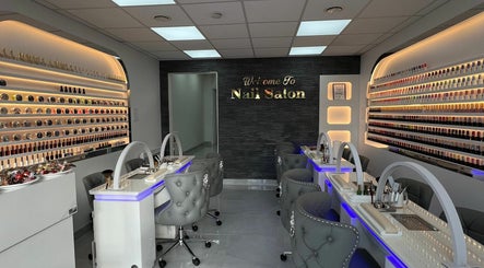 West Bromwich Nail salon