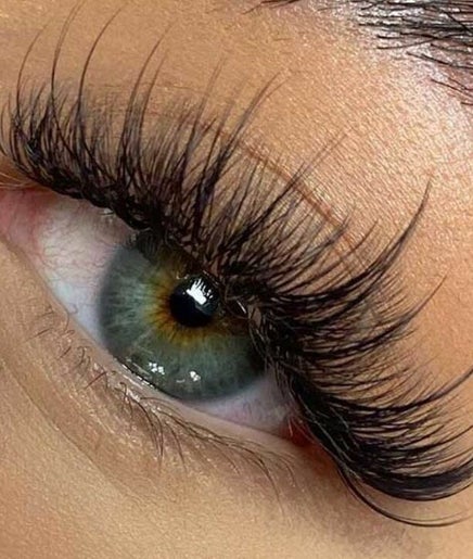 Luxe Lashes UK image 2