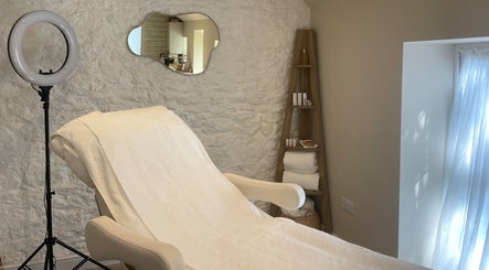 Truffle Beauty Barn