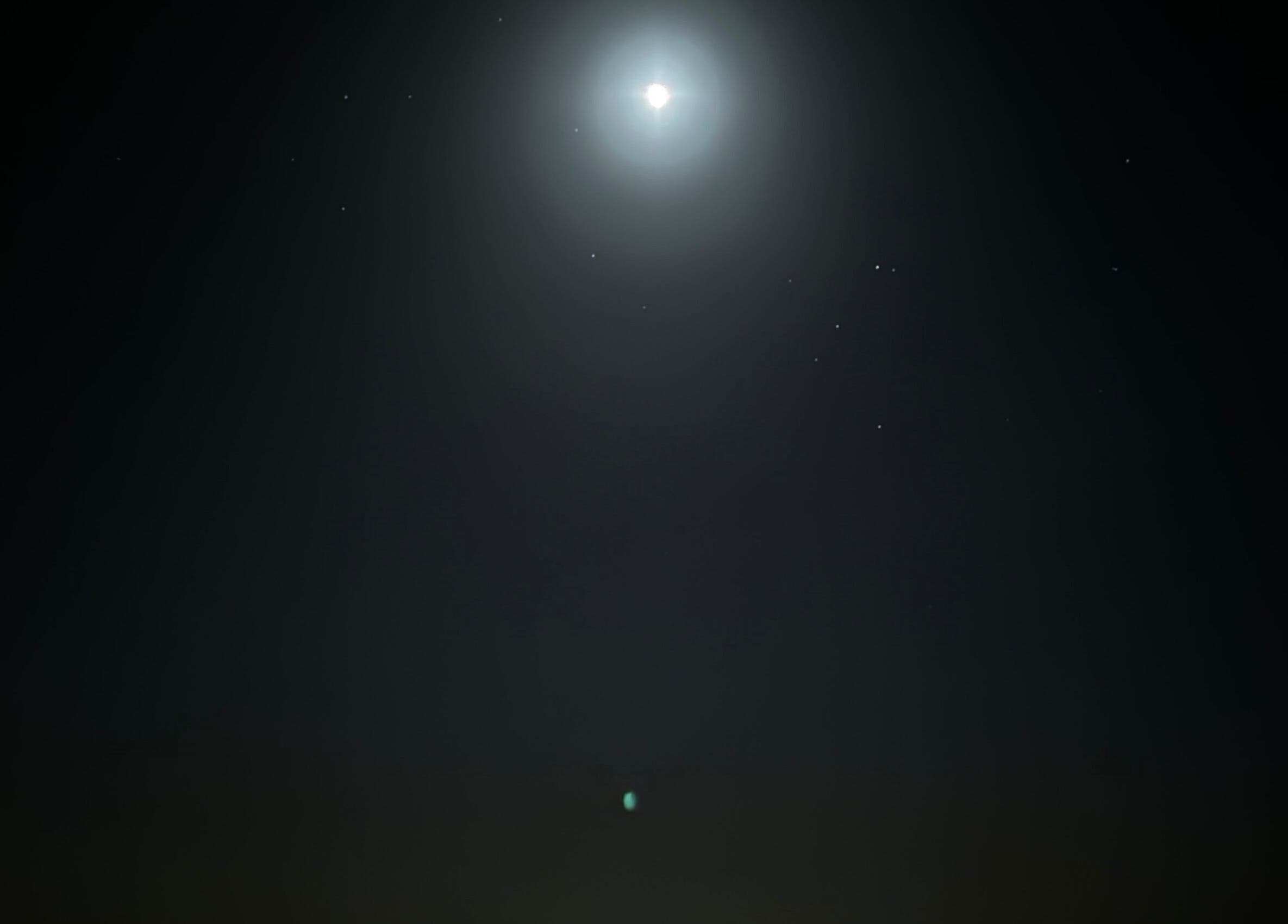 Full moon over Coffee Ng, 香港島, 香港島, HK, casting a tranquil glow in the night sky.