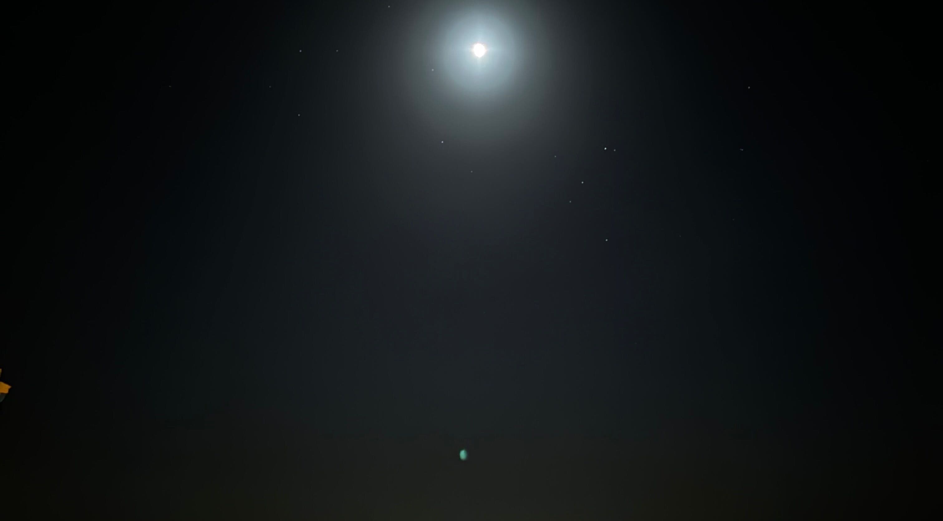 Full moon over Coffee Ng, 香港島, 香港島, HK, casting a tranquil glow in the night sky.