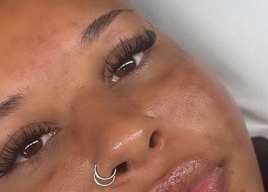 Closeup of eyelash extensions at Lashedbyshoniblair, Stourbridge, England, GB highlighting stunning results.