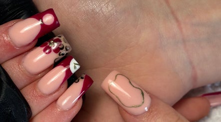 Lilanirose Nails billede 2