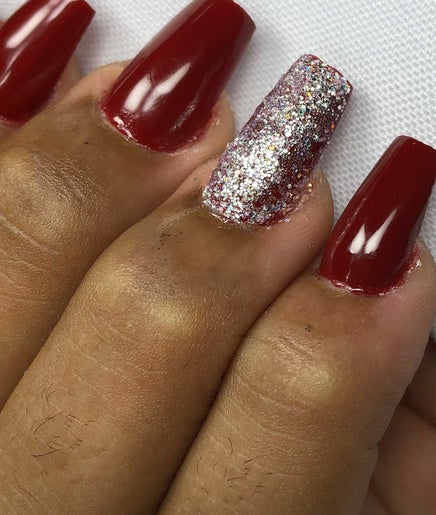 Estilo Milla Nail designer image 2