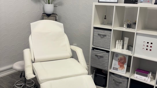 11. Sugar Studio at Envi Clinic