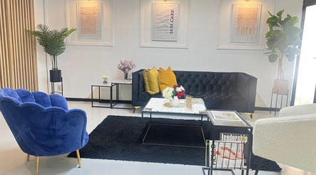 Elegant lounge at Euphrates Wellness Clinic - Monument Park in Centurion, Gauteng, ZA with chic decor and seating.