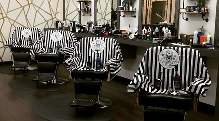 Milton Salon and Barbershop obrázek 3