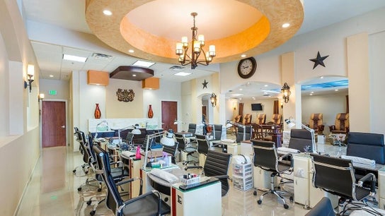 TT Nail Lounge