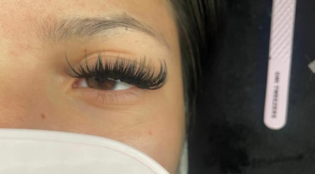 Lashes by Valeria image 2