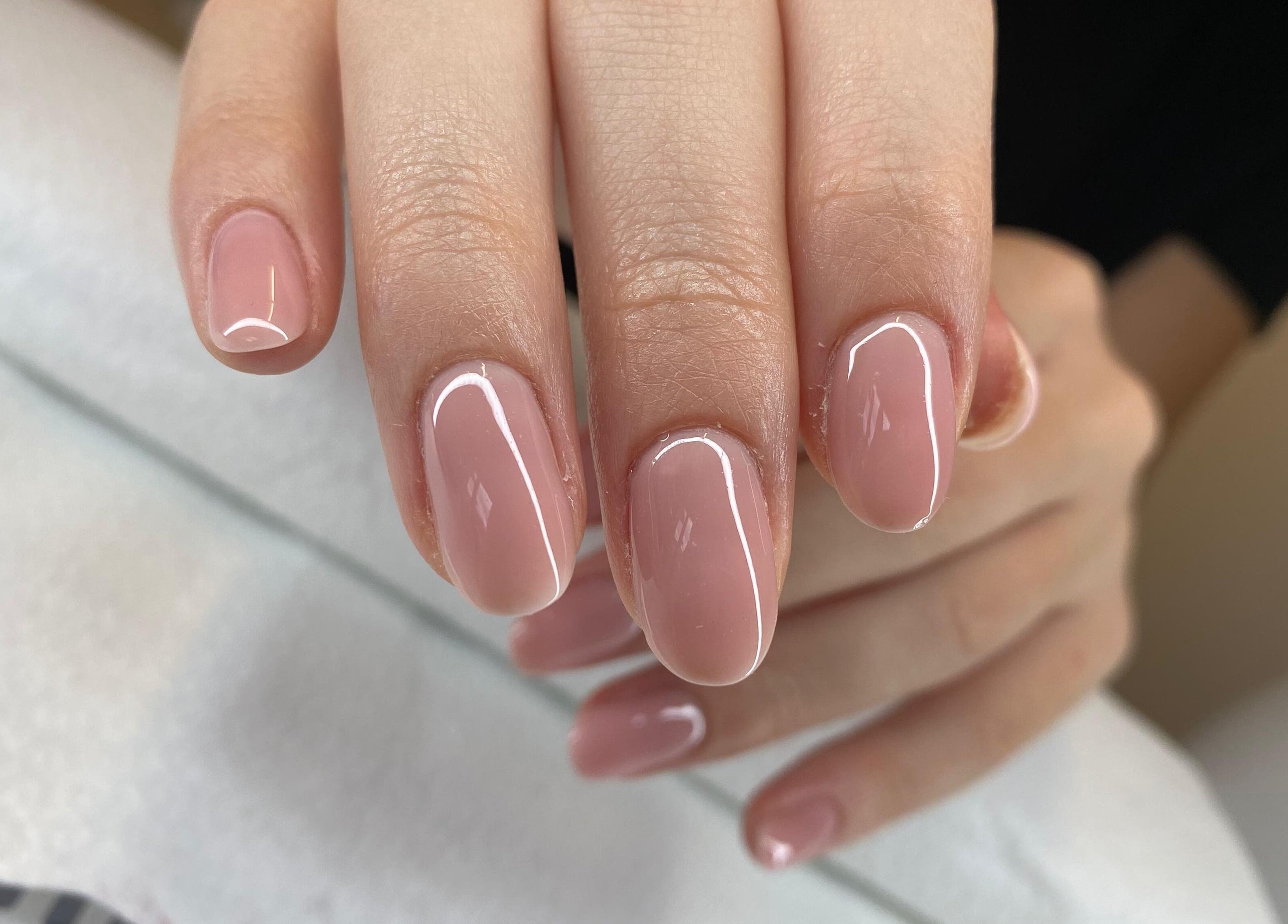 Manicure lucida a centro estetico lia bagnera s.r.l.s., Palermo, Sicilia, IT.