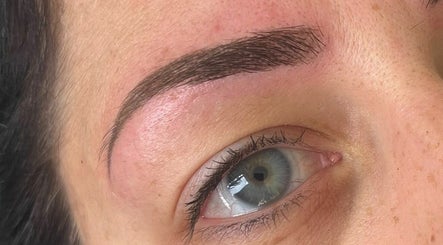 Pau’s Brows – kuva 2