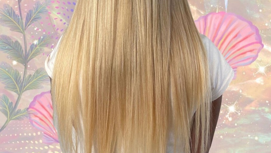 Bell N Aura Hair Extensions image 1