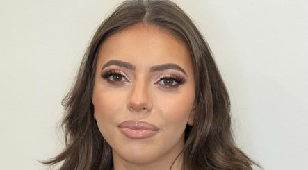 Talia Khalil Makeup – kuva 2