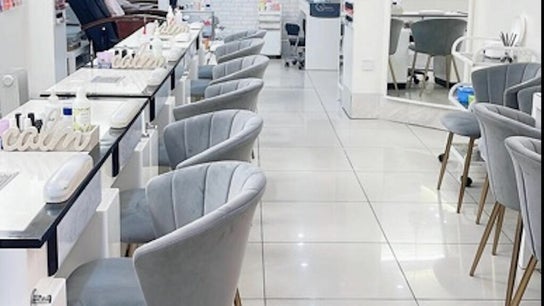 Modern Nails Spa