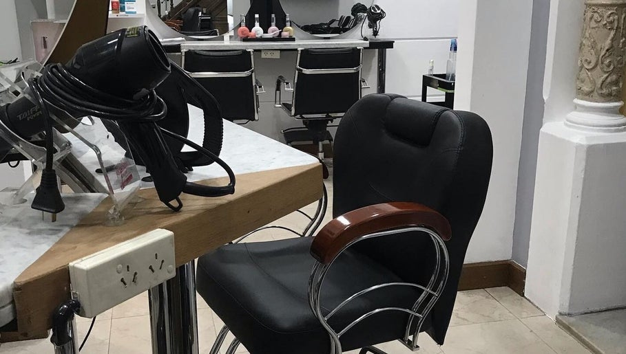 Pablo Manuzzi coiffeur image 1