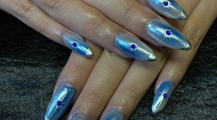 ciel’s nail studio image 2