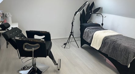 Halo Beauty Studio, bild 3