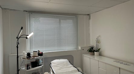 Halo Beauty Studio