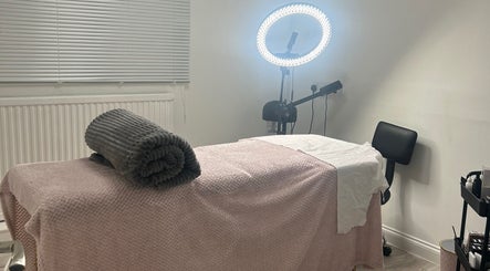 Halo Beauty Studio