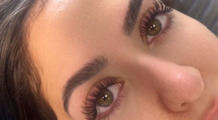 Close-up of eyelash extensions at Halo Beauty Studio, Letchworth Garden City, England, GB.
