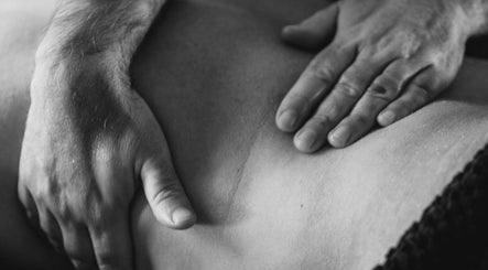 Just Invigorate Massage @ Your Address (Mobile Services) obrázek 3